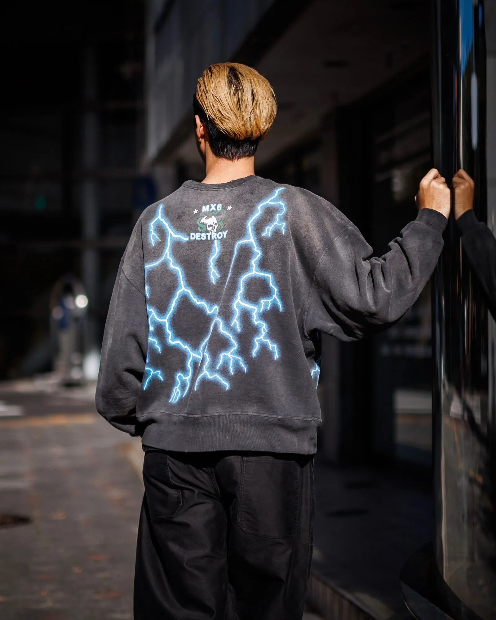 SAINT M ×